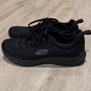 Skechers Memory Foam Air-Cooled Black Sneakers Women's 7.5